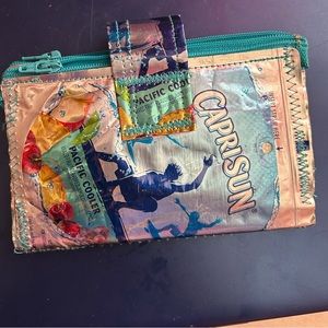 Caprison wallet